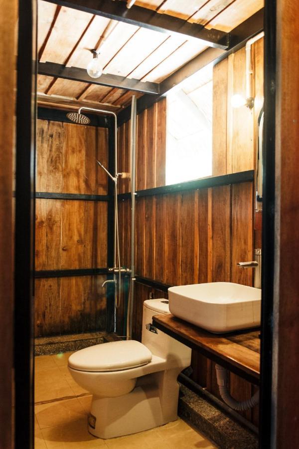Villa Dao Hoa Vang Cam Ranh - Venuestay Экстерьер фото