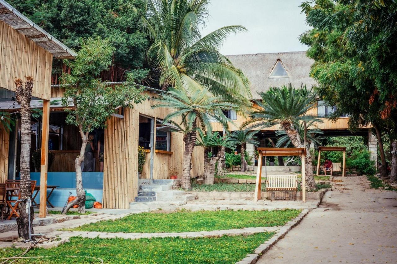 Villa Dao Hoa Vang Cam Ranh - Venuestay Экстерьер фото